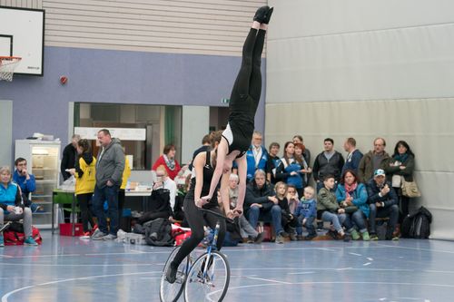 Baden-Württembergische Meisterschaft Kunst- und Einrad U19: BaWü-Titel für Aach und Varnhalt