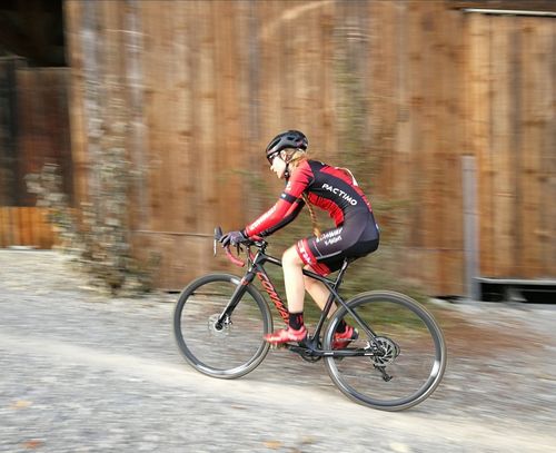 Baden-Württembergischer Meistertitel der U19 im Cyclo-Cross durch Sunny Angelina Geschwender 